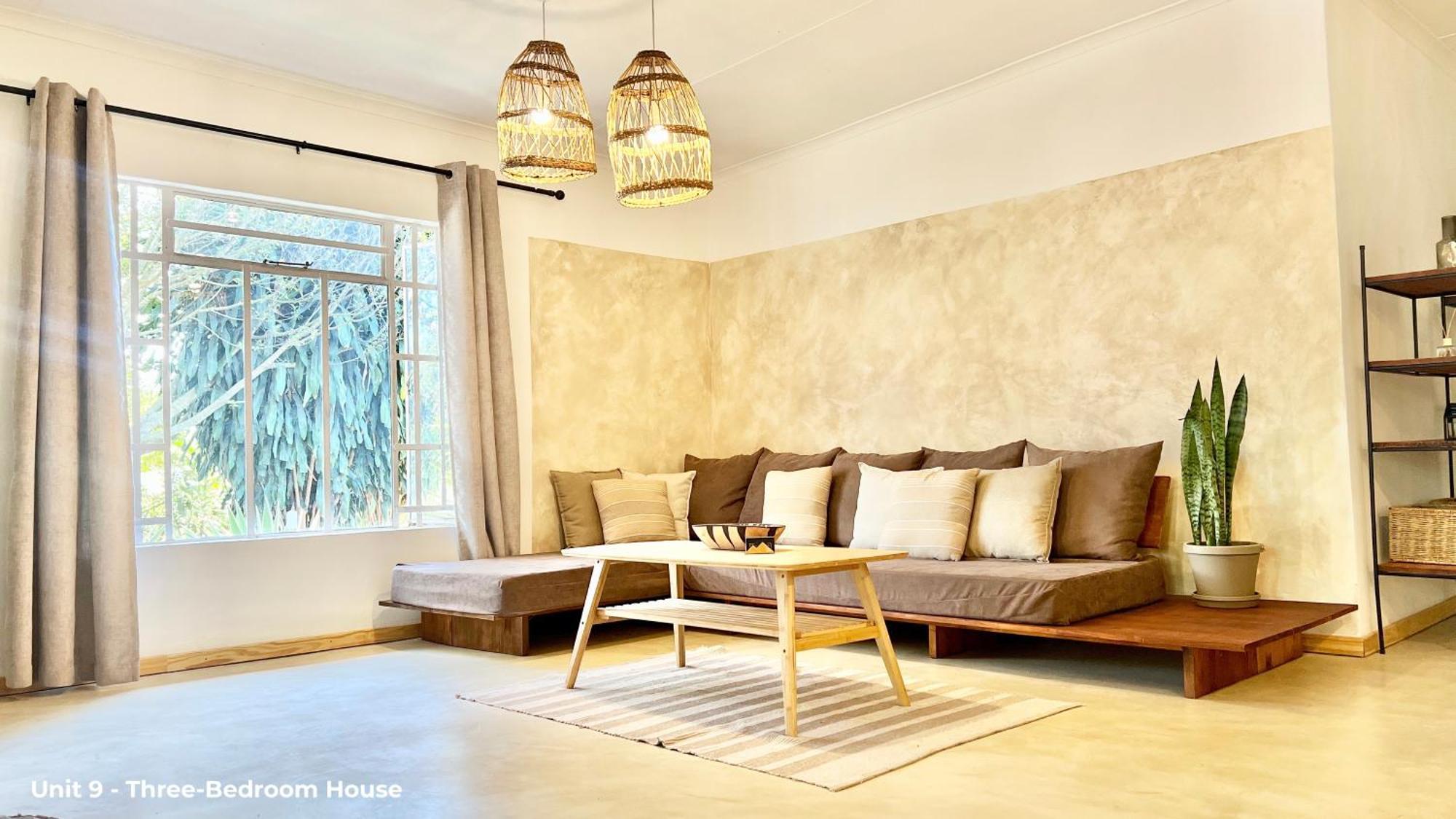 Loerieroep Estate - Mountainview Selfcatering Accommodation Nelspruit ネルスプロイト エクステリア 写真
